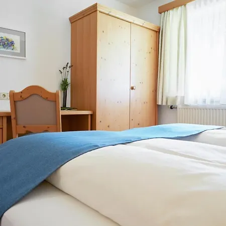 Haus Elfi Fiegl Apartment Oetz